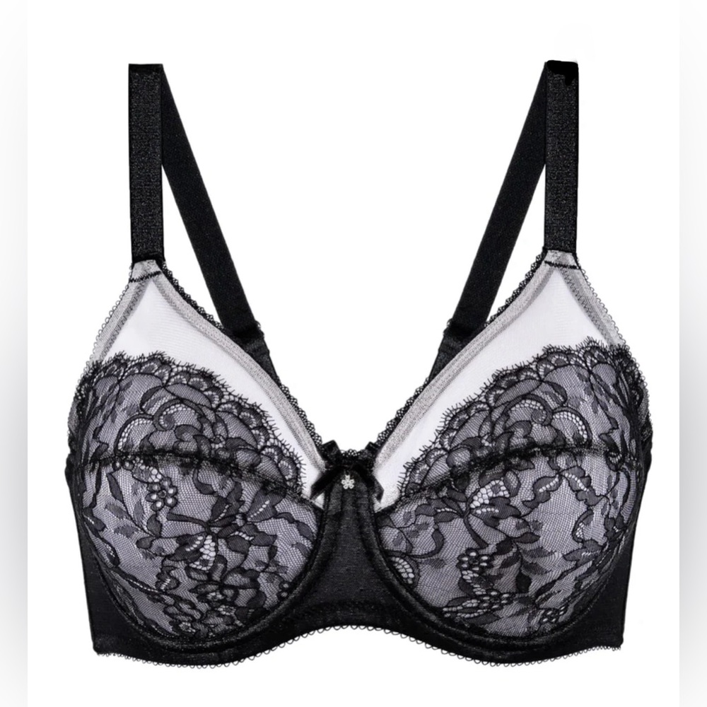 EUC- Wacoal 'Retro Chic' Underwire Bra